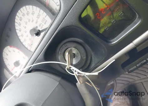 2001 Toyota Tacoma Base V6 from USA, damaged, VIN 5TEWN72N81Z821071